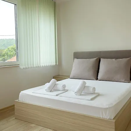 Apartment Three Seaside In With Free Parking By Flat Manаger *
