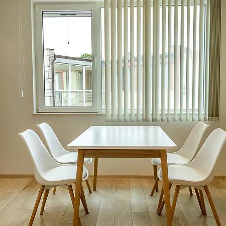 Three Seaside In With Free Parking By Flat Manаger Apartment