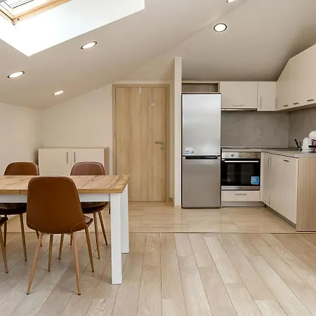 Apartment Three Seaside In With Free Parking By Flat Manаger