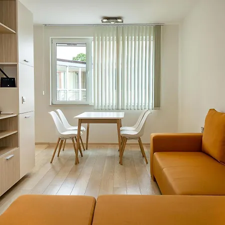 Three Seaside In With Free Parking By Flat Manаger Apartment